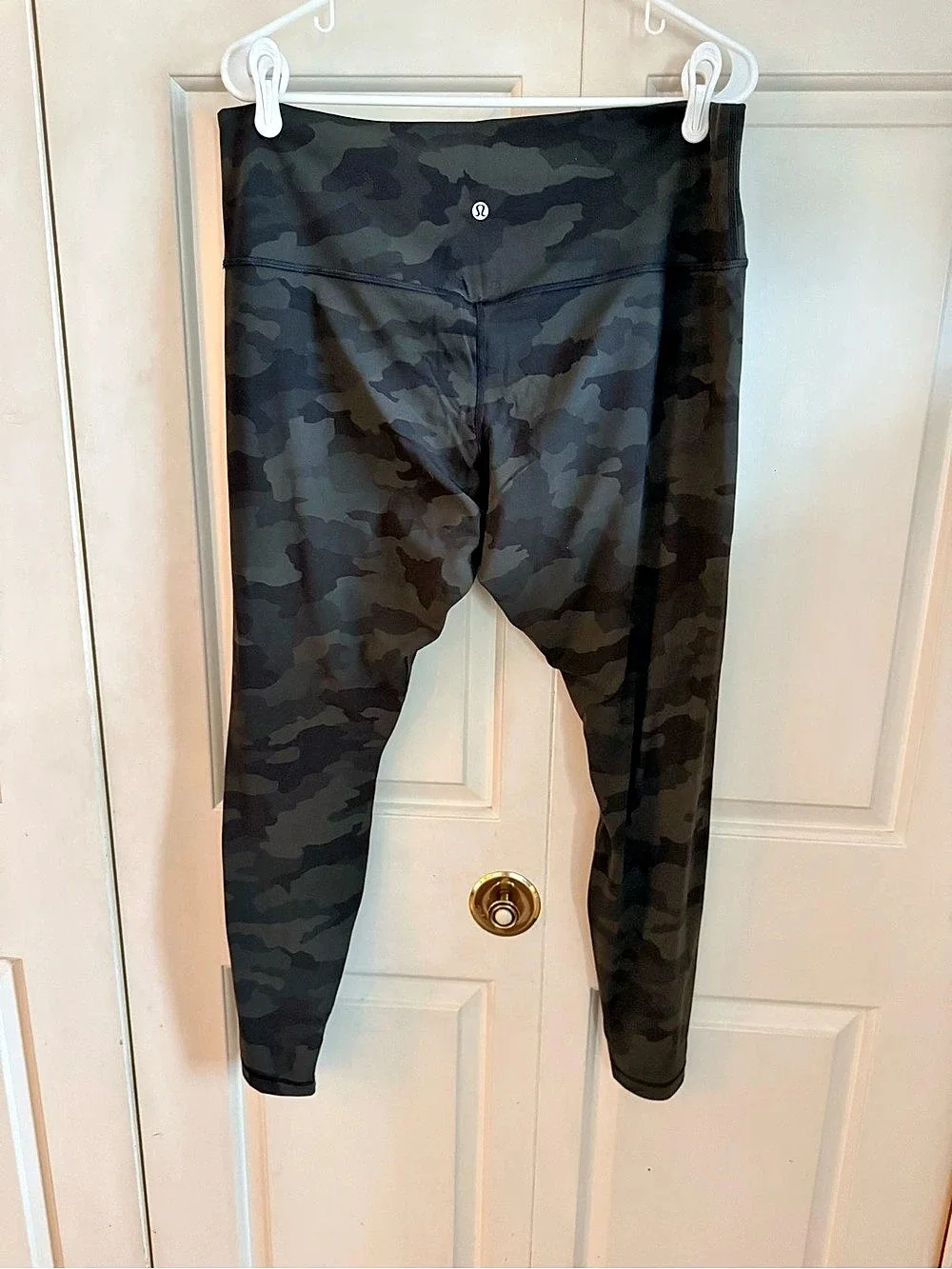 lululemon Women's Camo Leggings Like New